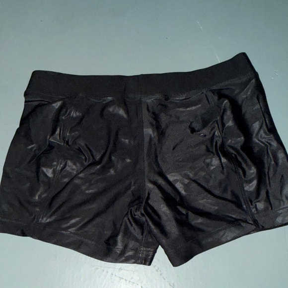 Black camo varsity cheer Shorts - Picture 3 of 3